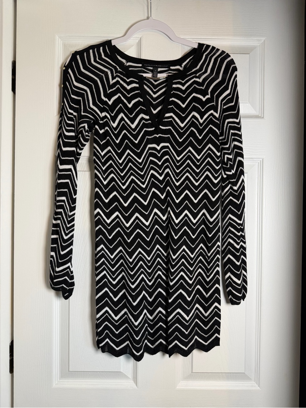White House Black Market Black White Chevron Sweater Dress Size Small